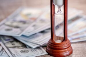 収入不安を解消するために投資に回す余裕はある？