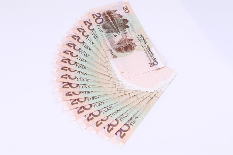 月収20万円で投資を始められる方法は？
