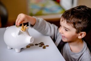 貯金ゼロから始める！投資より貯金が先という考え方は本当に正しい？
